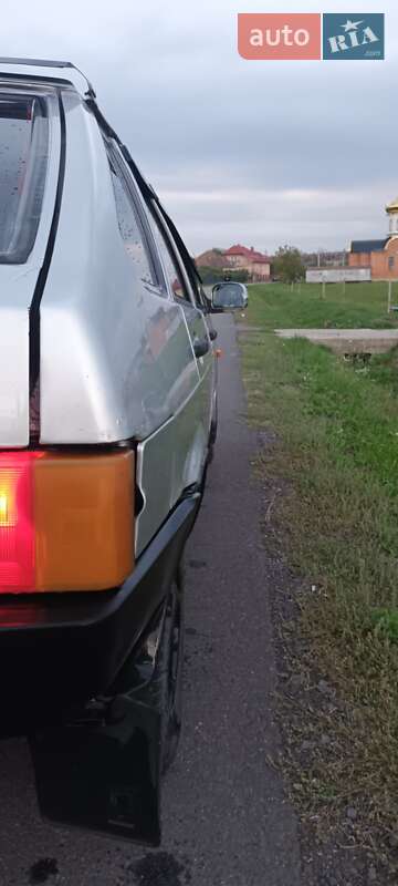 Хэтчбек ВАЗ / Lada 2109 2005 в Мукачево