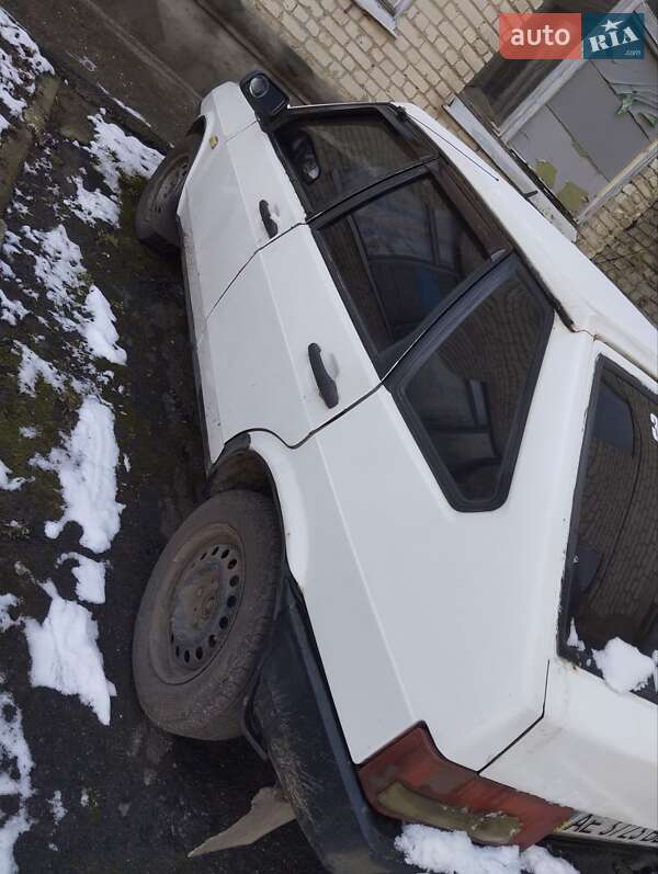 Хетчбек ВАЗ / Lada 2109 1991 в Чугуєві