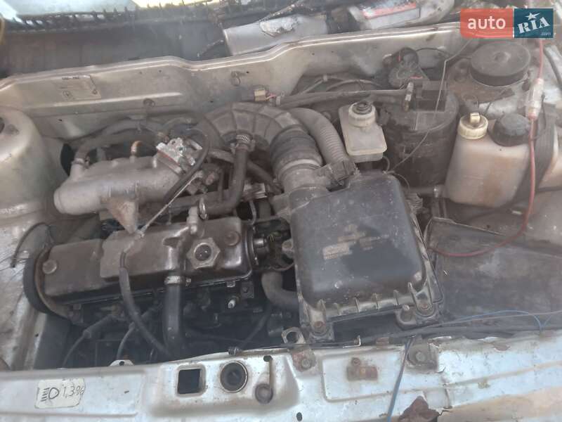 Хэтчбек ВАЗ / Lada 2109 2004 в Лопухове