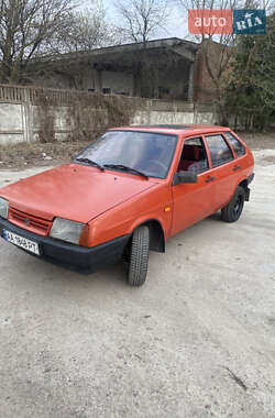 Хетчбек ВАЗ / Lada 2109 1990 в 