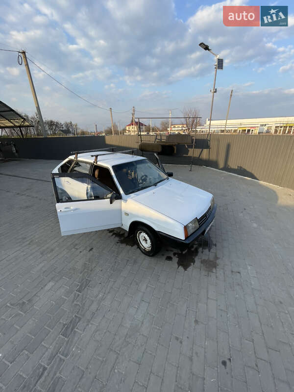 Хэтчбек ВАЗ / Lada 2109 1987 в Шишаки