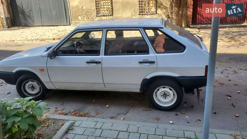 Хетчбек ВАЗ / Lada 2109 2006 в Львові