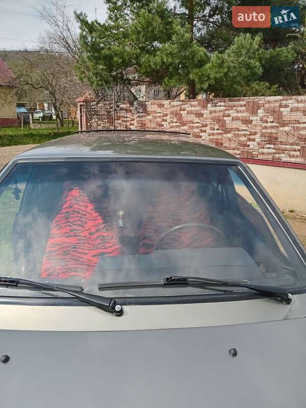 Хэтчбек ВАЗ / Lada 2109 2002 в Старом Самборе фото 14 Хэтчбек ВАЗ / Lada 2109 2002 в Старом Самборе