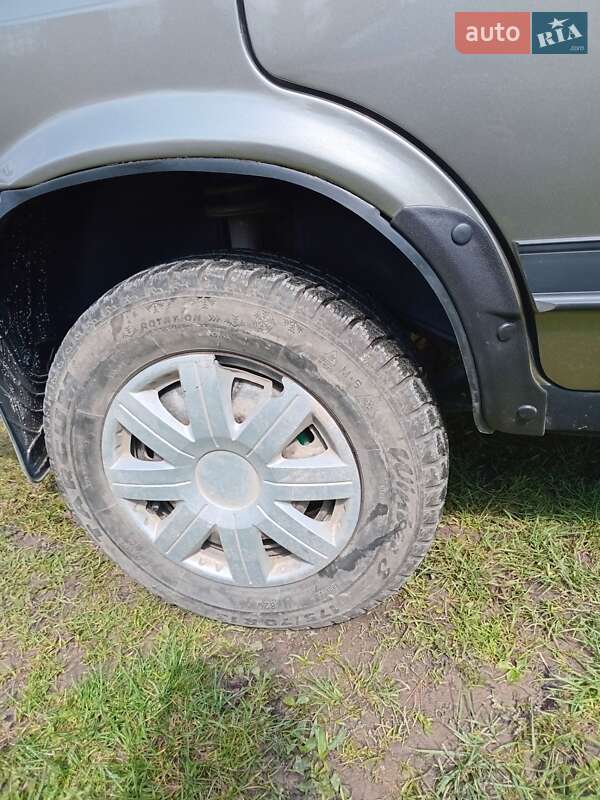 Хэтчбек ВАЗ / Lada 2109 2002 в Старом Самборе фото 17 Хэтчбек ВАЗ / Lada 2109 2002 в Старом Самборе