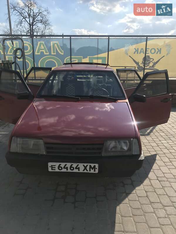 Хэтчбек ВАЗ / Lada 2109 1992 в Каменец-Подольском