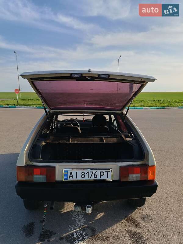 Хэтчбек ВАЗ / Lada 2109 1988 в Володарке