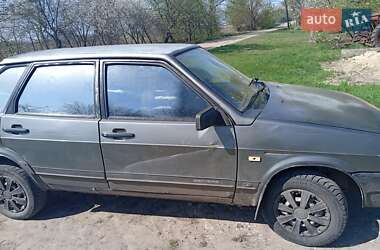 Хэтчбек ВАЗ 2109 1993 в 