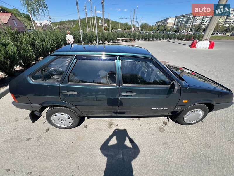 Хэтчбек ВАЗ / Lada 2109 2005 в Полтаве
