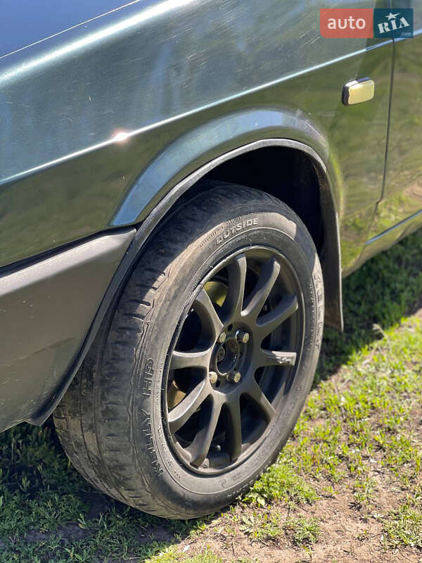 Хетчбек ВАЗ / Lada 2109 2004 в Золотоноші