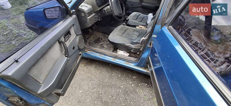 Хэтчбек ВАЗ / Lada 2109 2000 в Харькове фото 10 Хэтчбек ВАЗ / Lada 2109 2000 в Харькове