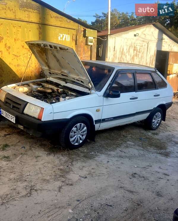 Хетчбек ВАЗ / Lada 2109 1992 в Броварах фото 5 Хетчбек ВАЗ / Lada 2109 1992 в Броварах