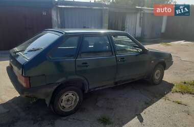 Хэтчбек ВАЗ / Lada 2109 2002 в Светловодске