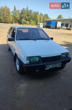 Хетчбек ВАЗ / Lada 2109 2004 в Золочеві