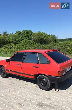 Хэтчбек ВАЗ 2109 1990 в 