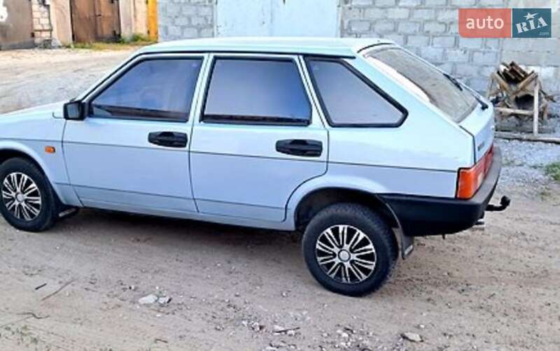 Хэтчбек ВАЗ / Lada 2109 1992 в Харькове