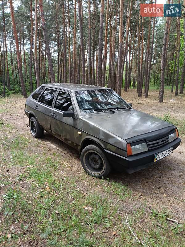 Хетчбек ВАЗ / Lada 2109 2002 в Краснокутську фото 5 Хетчбек ВАЗ / Lada 2109 2002 в Краснокутську