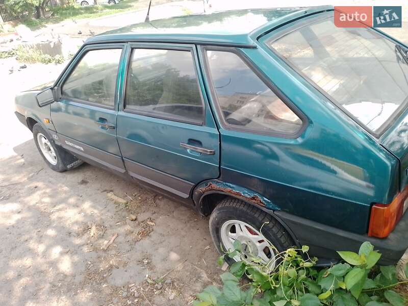 Хэтчбек ВАЗ / Lada 2109 1997 в Черкассах