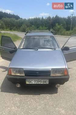Хэтчбек ВАЗ 2109 1992 в 