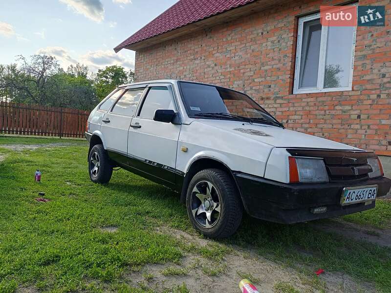 Хэтчбек ВАЗ / Lada 2109 1989 в Маневичах