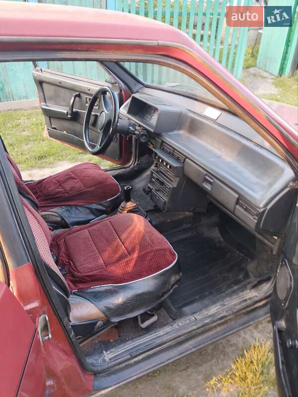 Хэтчбек ВАЗ / Lada 2109 1991 в Барановке