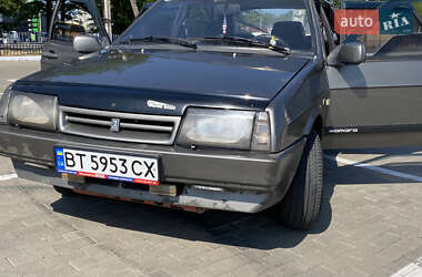Хэтчбек ВАЗ 2109 1990 в Одессе