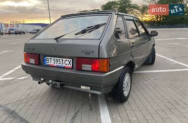 Хэтчбек ВАЗ 2109 1990 в 