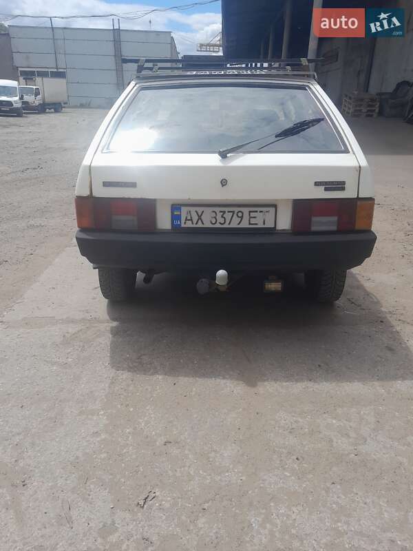 Хэтчбек ВАЗ / Lada 2109 1988 в Харькове