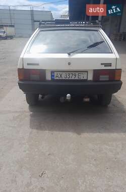 Хэтчбек ВАЗ 2109 1988 в 