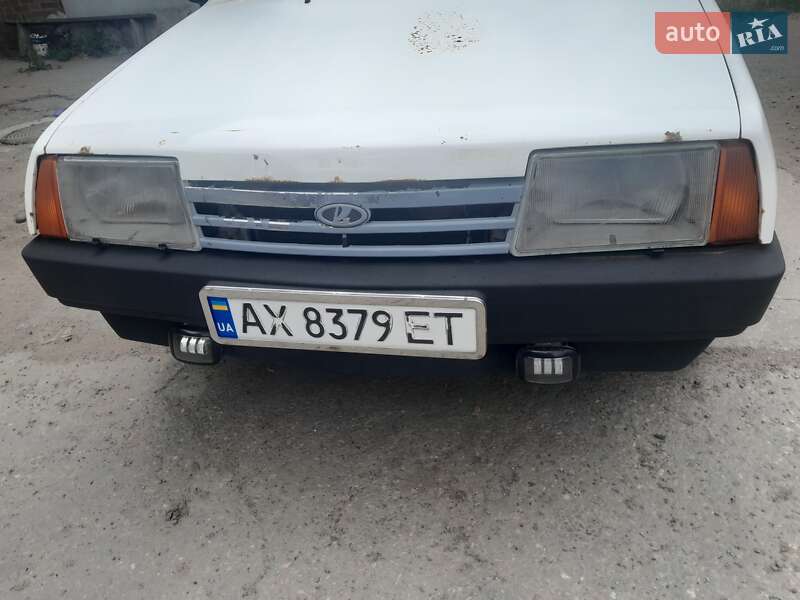 Хэтчбек ВАЗ / Lada 2109 1988 в Харькове