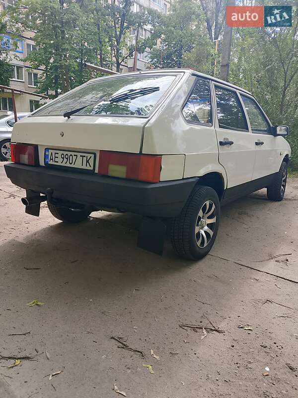 Хетчбек ВАЗ / Lada 2109 1991 в Дніпрі