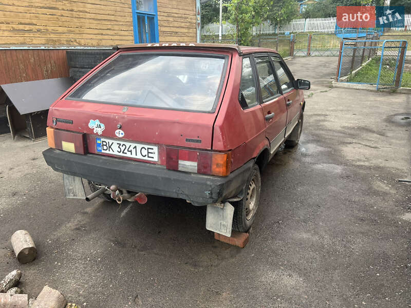 Хэтчбек ВАЗ / Lada 2109 1989 в Ровно