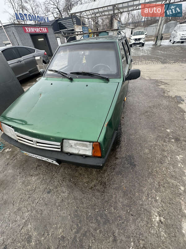 Хэтчбек ВАЗ / Lada 2109 1999 в Запорожье фото 16 Хэтчбек ВАЗ / Lada 2109 1999 в Запорожье