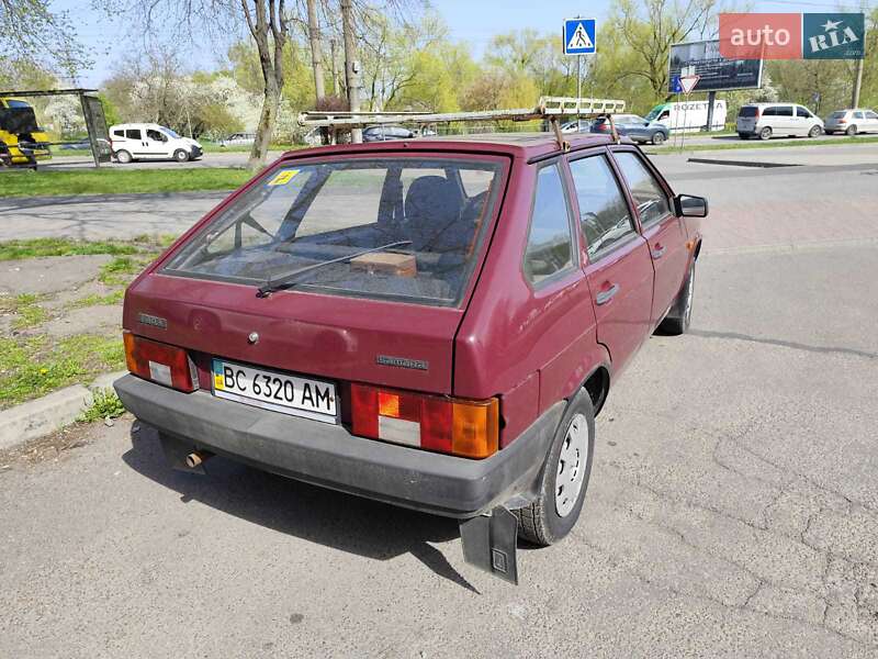 Хэтчбек ВАЗ / Lada 2109 2005 в Львове фото 4 Хэтчбек ВАЗ / Lada 2109 2005 в Львове