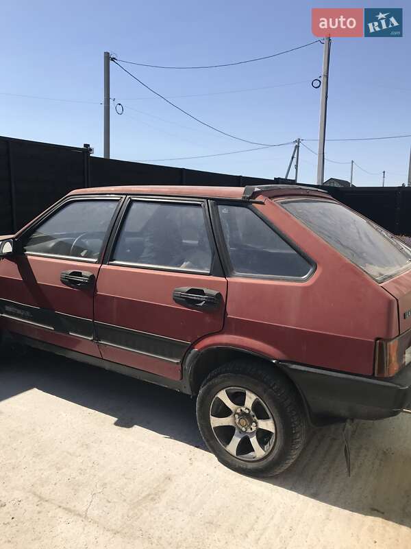Хэтчбек ВАЗ / Lada 2109 1994 в Шпитьках