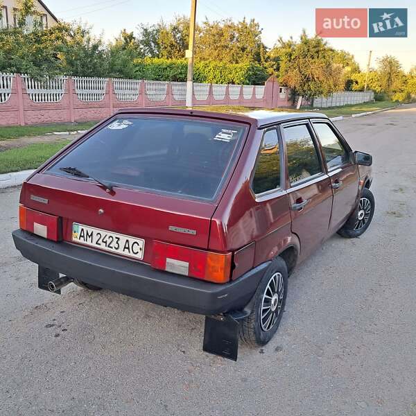 Хетчбек ВАЗ / Lada 2109 2005 в Брусилові