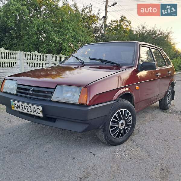 Хетчбек ВАЗ / Lada 2109 2005 в Брусилові