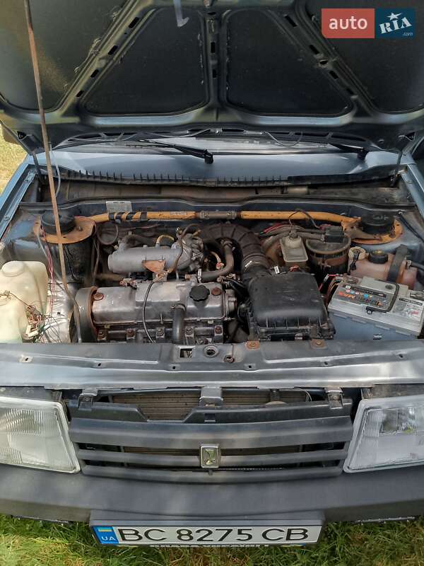 Хэтчбек ВАЗ / Lada 2109 2005 в Львове