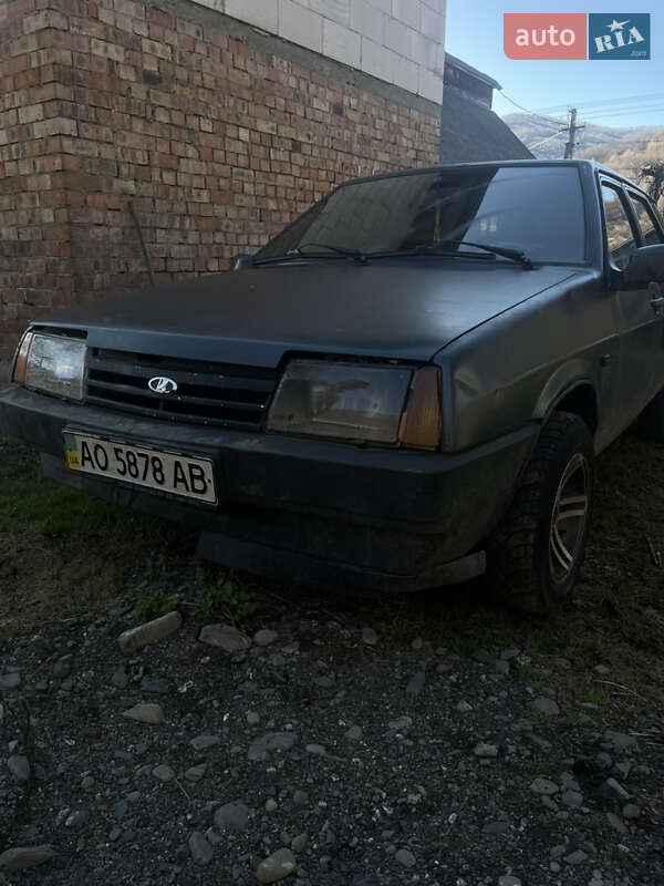 Хэтчбек ВАЗ 2109 2005 в 