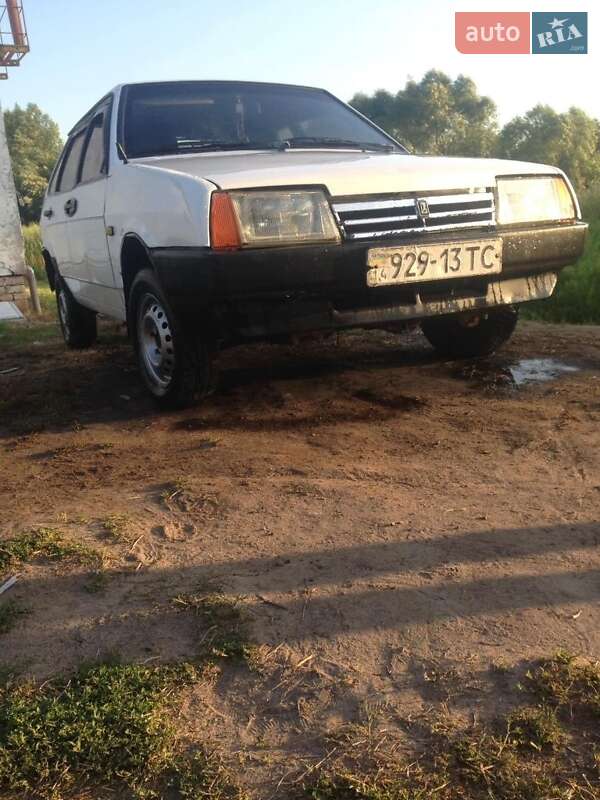 Хэтчбек ВАЗ / Lada 2109 1990 в Львове