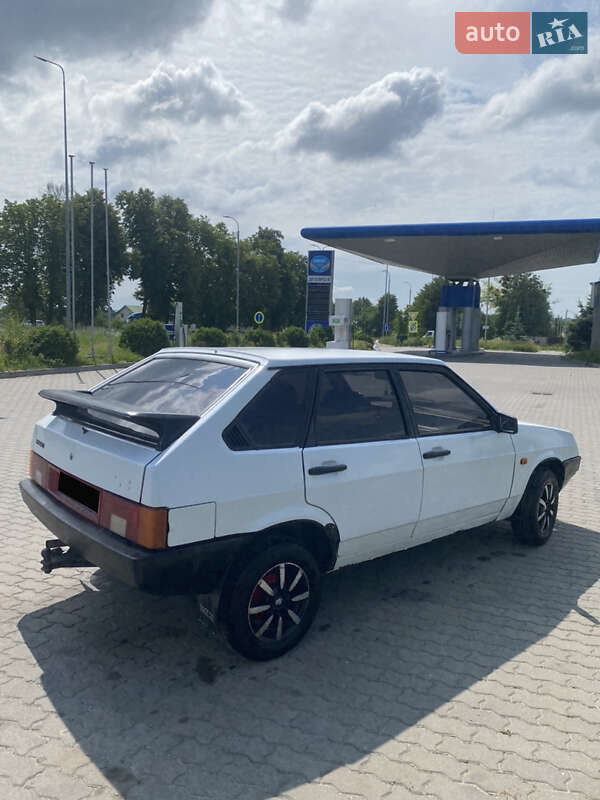 Хэтчбек ВАЗ / Lada 2109 1988 в Джулинке