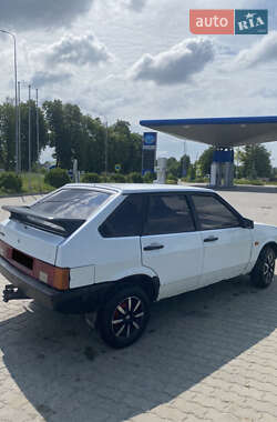 Хэтчбек ВАЗ 2109 1988 в 