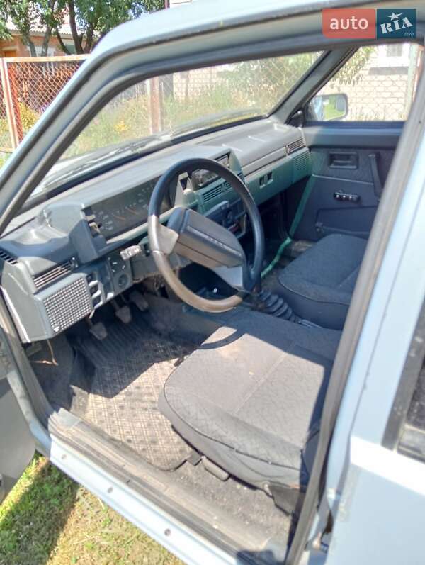 Хетчбек ВАЗ / Lada 2109 2005 в Коропі