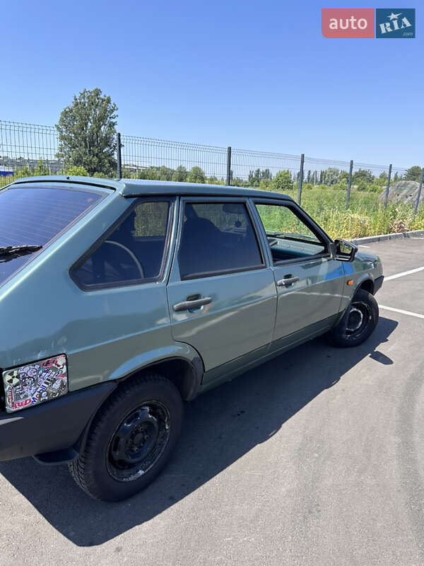 Хэтчбек ВАЗ / Lada 2109 2006 в Киеве фото 6 Хэтчбек ВАЗ / Lada 2109 2006 в Киеве