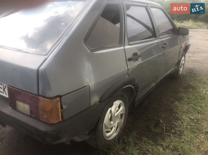 Хэтчбек ВАЗ / Lada 2109 2009 в Калуше