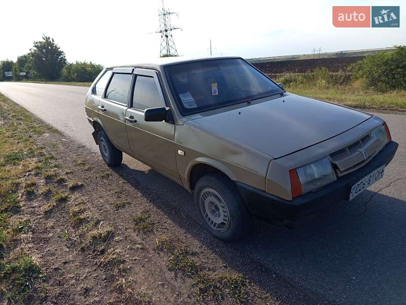 Хетчбек ВАЗ / Lada 2109 1988 в Олександрії