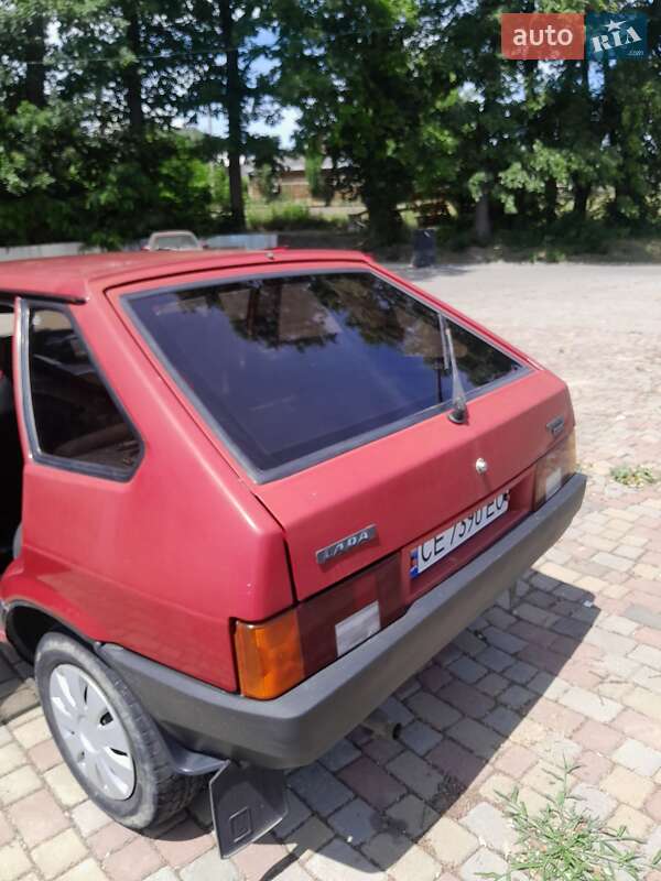 Хэтчбек ВАЗ / Lada 2109 1993 в Черновцах