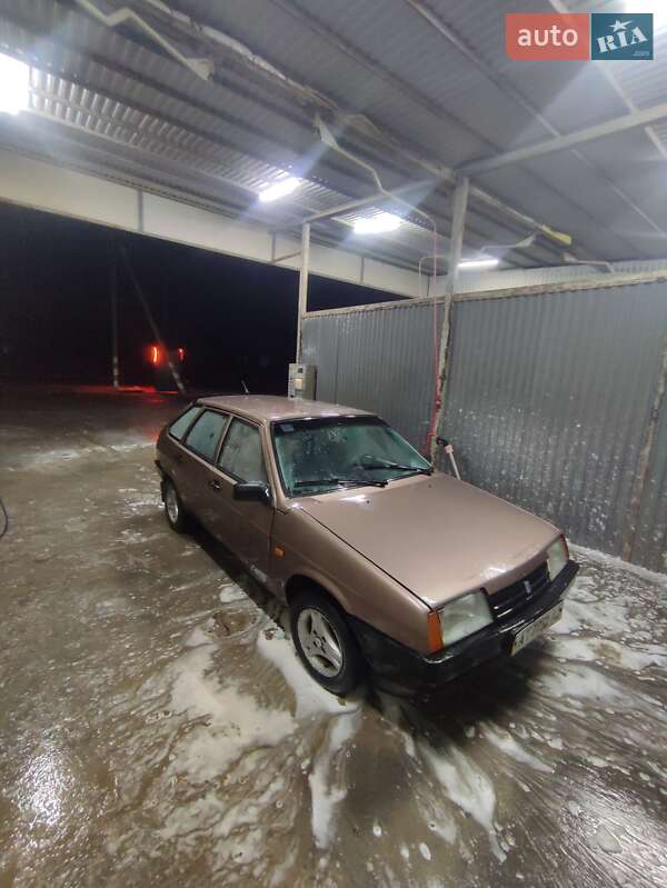 Хэтчбек ВАЗ / Lada 2109 1997 в Сокирянах