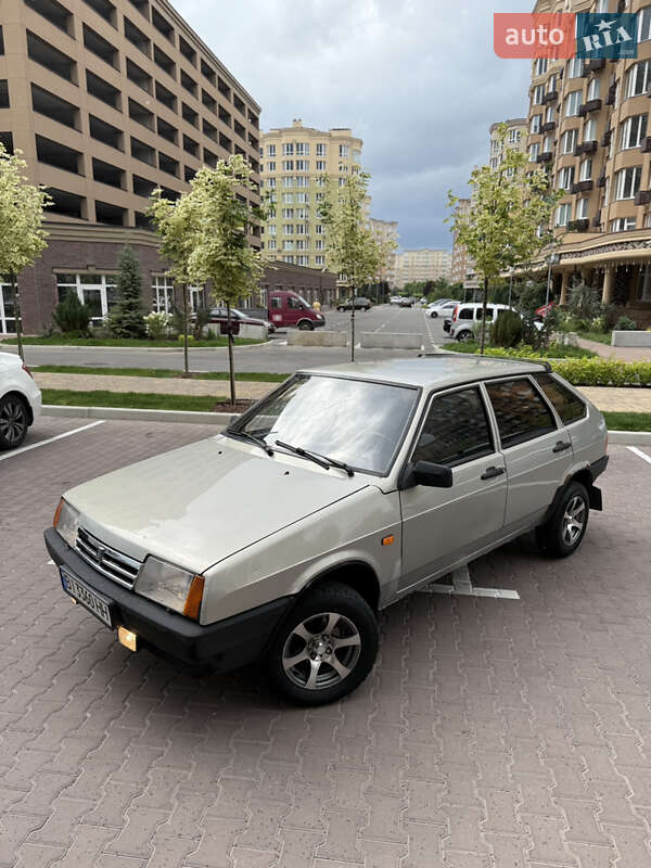 Хэтчбек ВАЗ / Lada 2109 2006 в Киеве