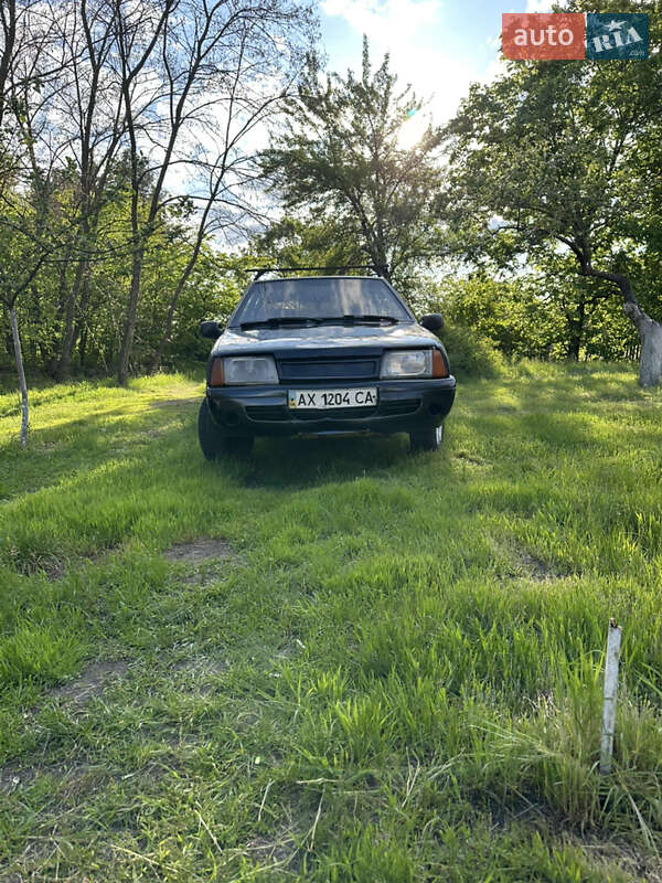 Хэтчбек ВАЗ / Lada 2109 1998 в Батурине фото 10 Хэтчбек ВАЗ / Lada 2109 1998 в Батурине