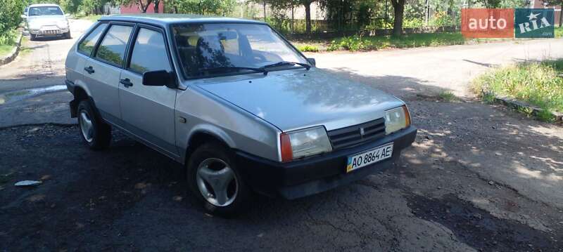 Хетчбек ВАЗ / Lada 2109 2003 в Ужгороді